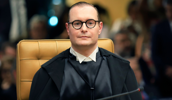 Zanin diz que STF consagra liberdade economica ao negar vinculo de entregador com Rappi