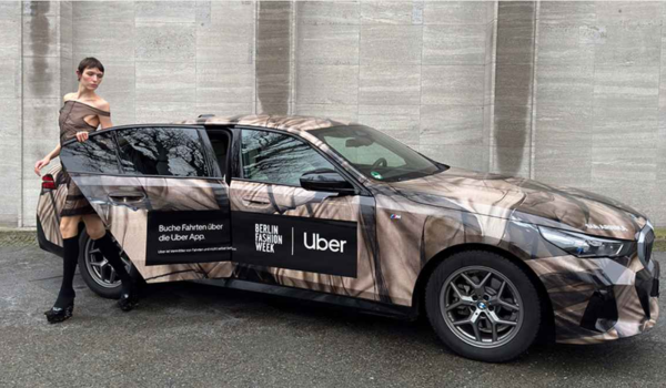 Uber Berlim desfile de moda