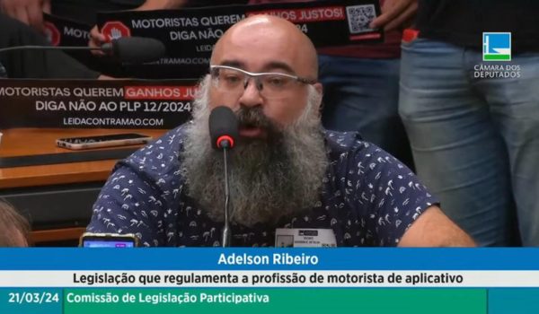 Adelson Ribeiro motorista de app