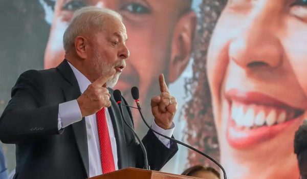 Lula quer melhorar comunicacao com motoristas de app diz jornalista do Globo