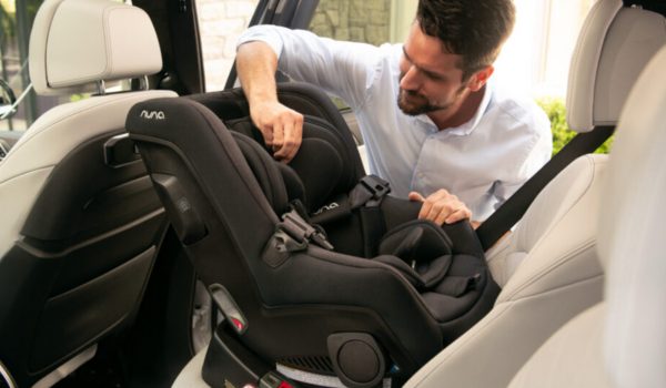 Uber anuncia categoria para transporte de bebes