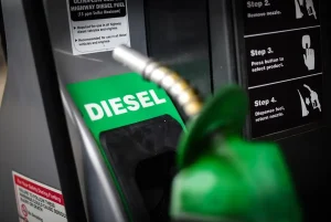 Estudo mostra queda no valor de picapes e SUVs a diesel no mercado de seminovos