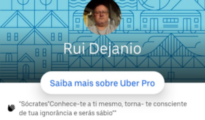 Perfil do motorista Rui Dejanio no aplicativo Uber, com 22.817 viagens realizadas em 5 anos, baseado em São Paulo. Ele recebeu diversos elogios, incluindo ótimo atendimento (234), ótimo papo (56) e muito simpático (52).