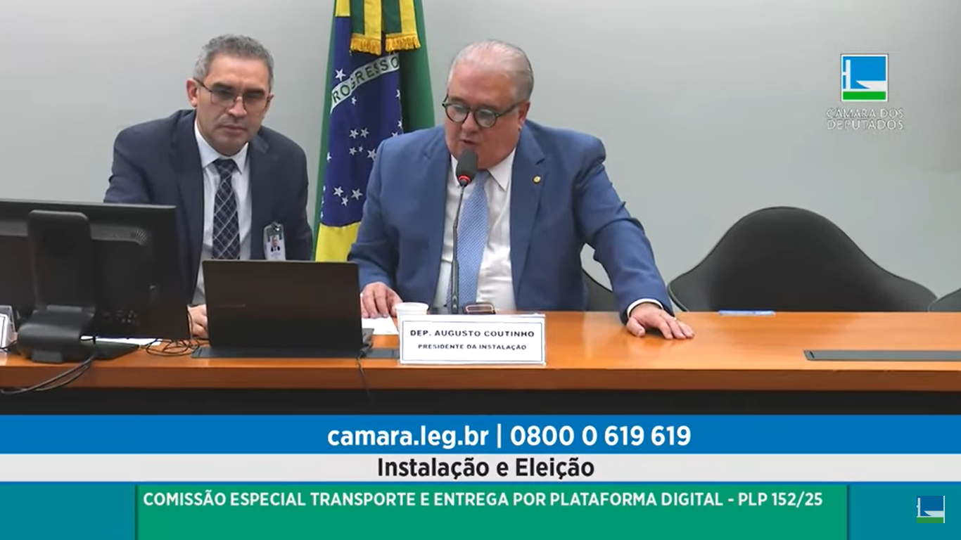 Plenária na Câmara dos Deputados para instalar comissão especial sobre regras de transporte e entrega por aplicativo.