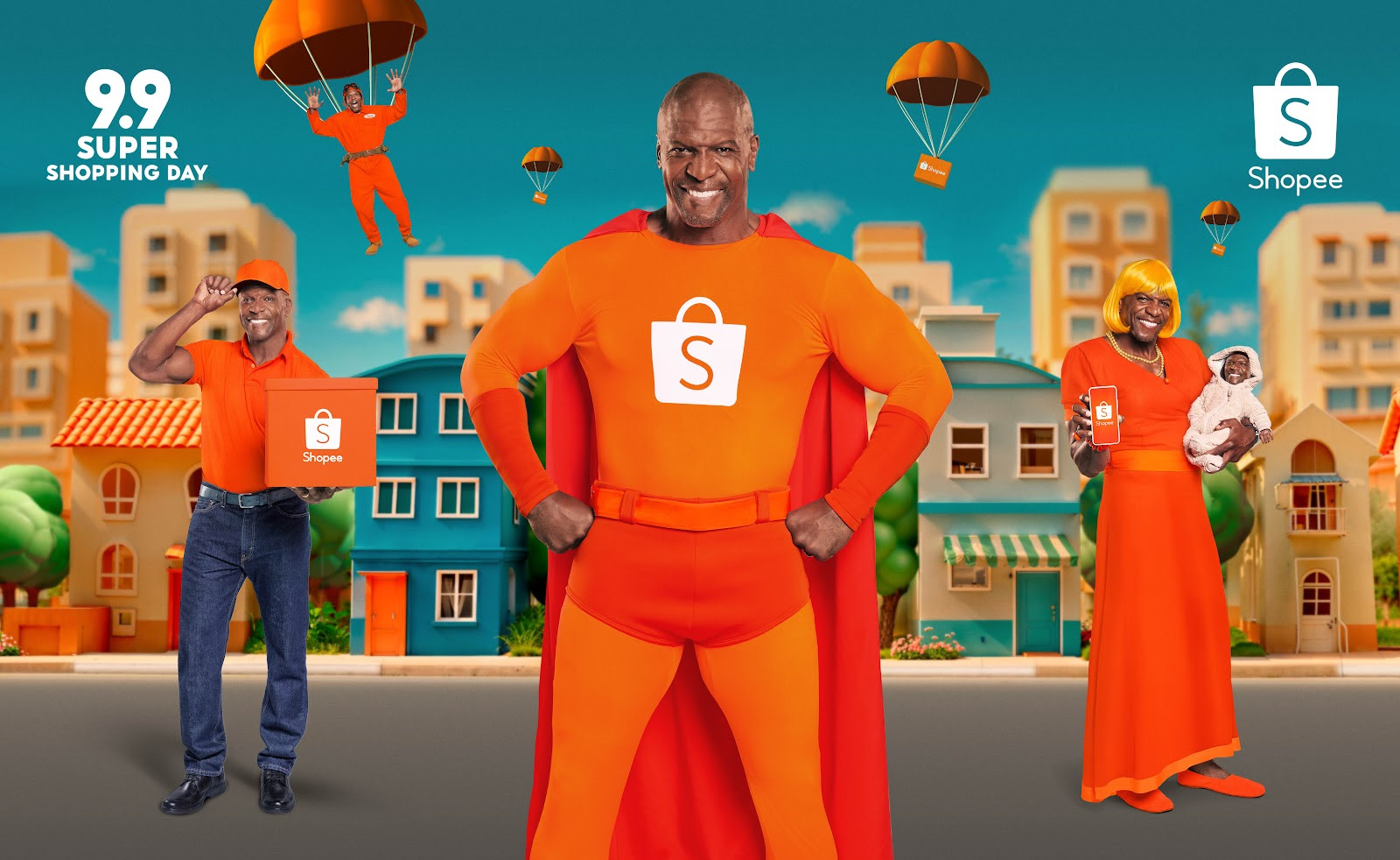 Homem, o ator Terry Crews, vestindo roupa de super-herói com logo da Shopee ao centro. Em torno, ele vestido de diferentes personagens, como entregador e mãe, também com a logo da empresa.