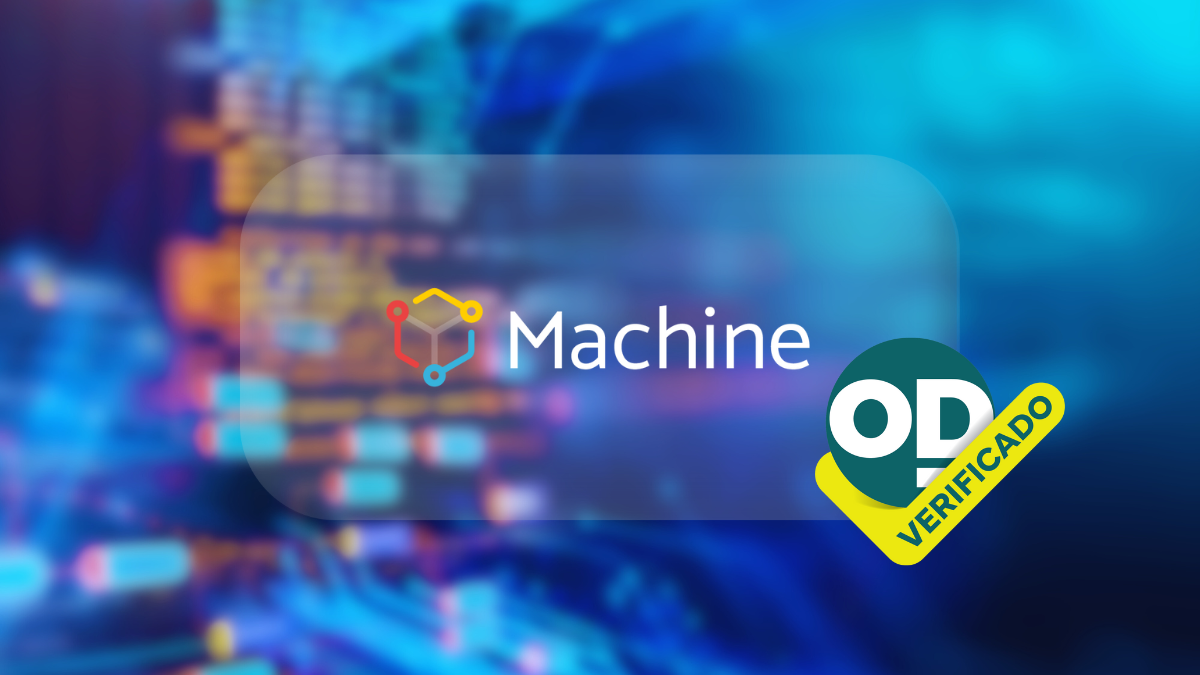 Logotipo da Machine com selo de verificação Open Delivery sobre fundo com códigos e luzes coloridas desfocadas.