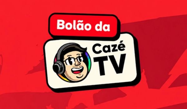 Logotipo do Bolão da Cazé TV em fundo vermelho, com ilustração de rosto usando fones de ouvido e texto “Cazé TV”.